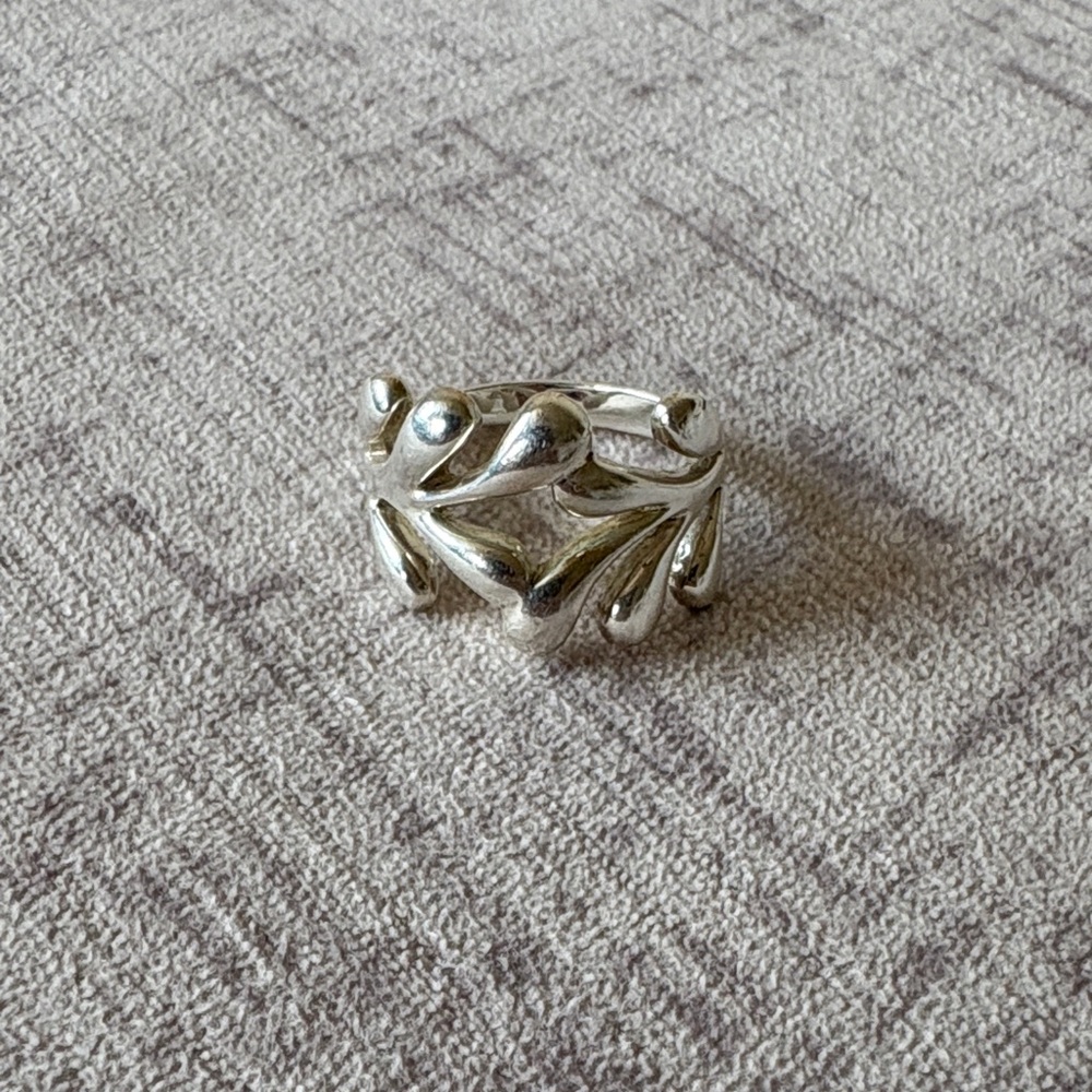 Elegant Silver Women's Ring